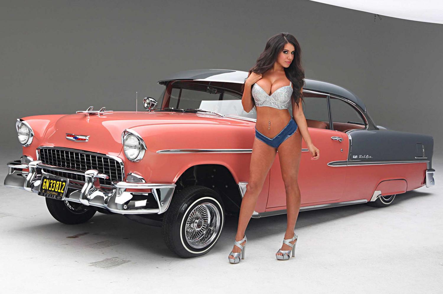 Hot lowrider girls model