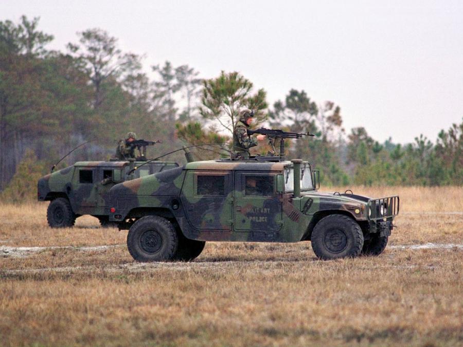 HMMWV 2010