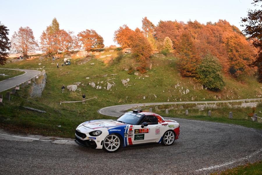 Speed rally. Abarth 124 Rally.