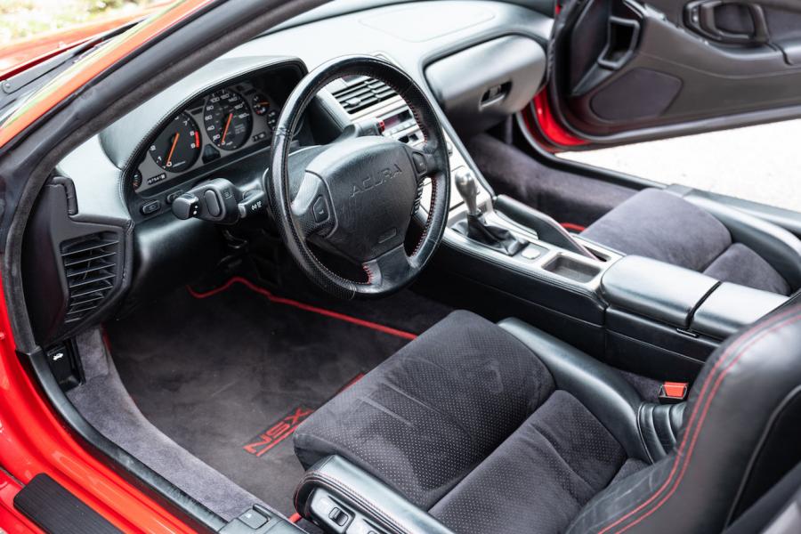 Honda NSX 2017 Interior