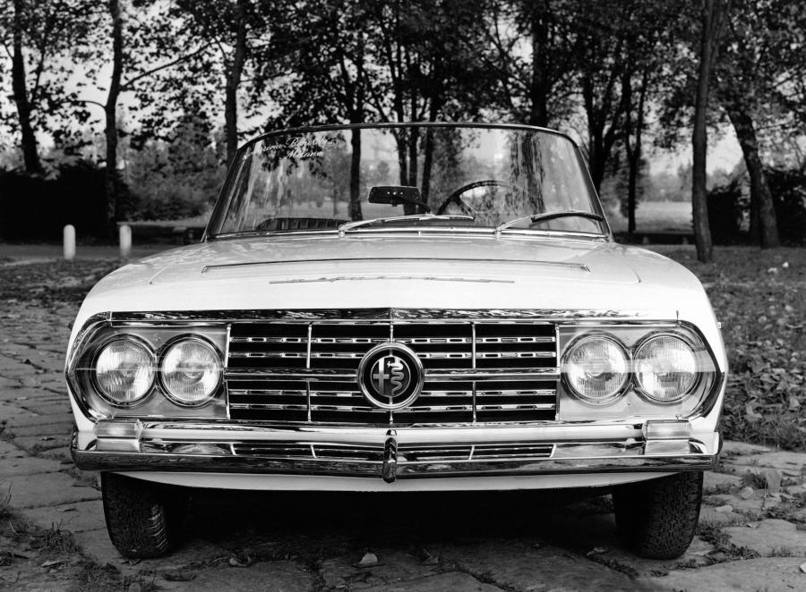 Alfa Romeo 2600 Foto Modelej S 1962 Goda Po Nashe Vremya Vercity