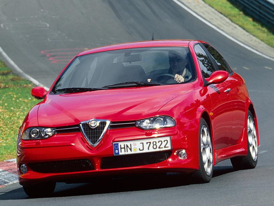 Альфа ромео модели по годам с фото Alfa Romeo 156 GTA в кузове 932A, выпускаемого с марта 2002 года по декабрь 2005