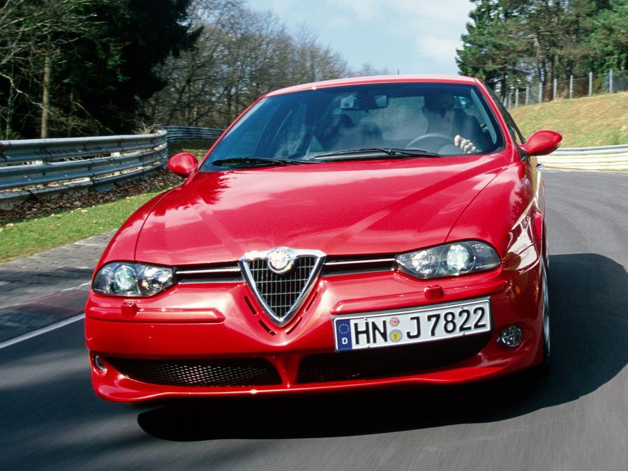 Альфа ромео 154 фото Alfa Romeo 156 GTA в кузове 932A, выпускаемого с марта 2002 года по декабрь 2005