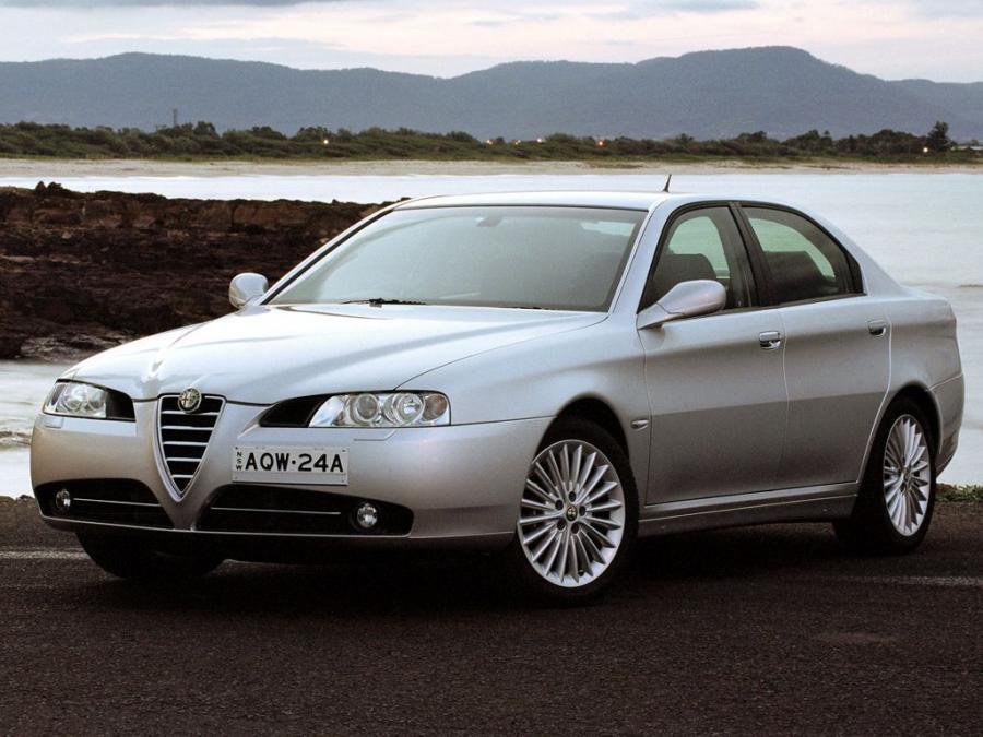 Альфа 166 фото Alfa Romeo 166 в кузове 936, выпускаемого с октября 2003 года по октябрь 2005 го