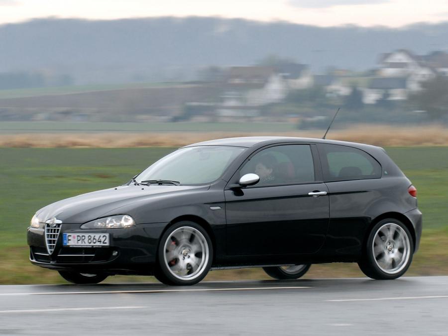 Альфа ромео 147 фото Alfa Romeo 147 Quadrifoglio Verde в кузове 937A 2008 года выпуска. Фото 4. VERci