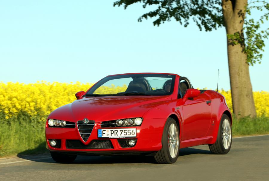 Альфа ромео спайдер фото Alfa Romeo Spider в кузове 939E 2008 года выпуска для рынка Всего мира и стран с