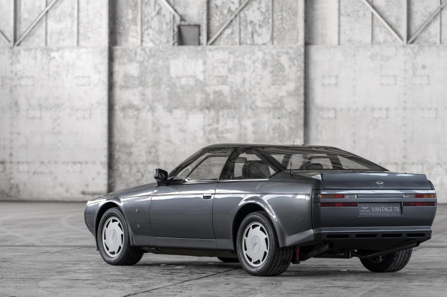 Aston Martin v8 Zagato 1986 года