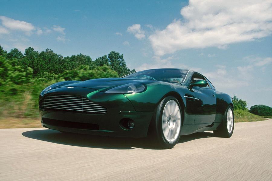 Aston Martin Vanquish Р·РµР»РµРЅС‹Р№