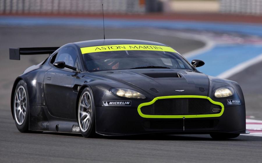 Aston Martin Vantage gt 2008