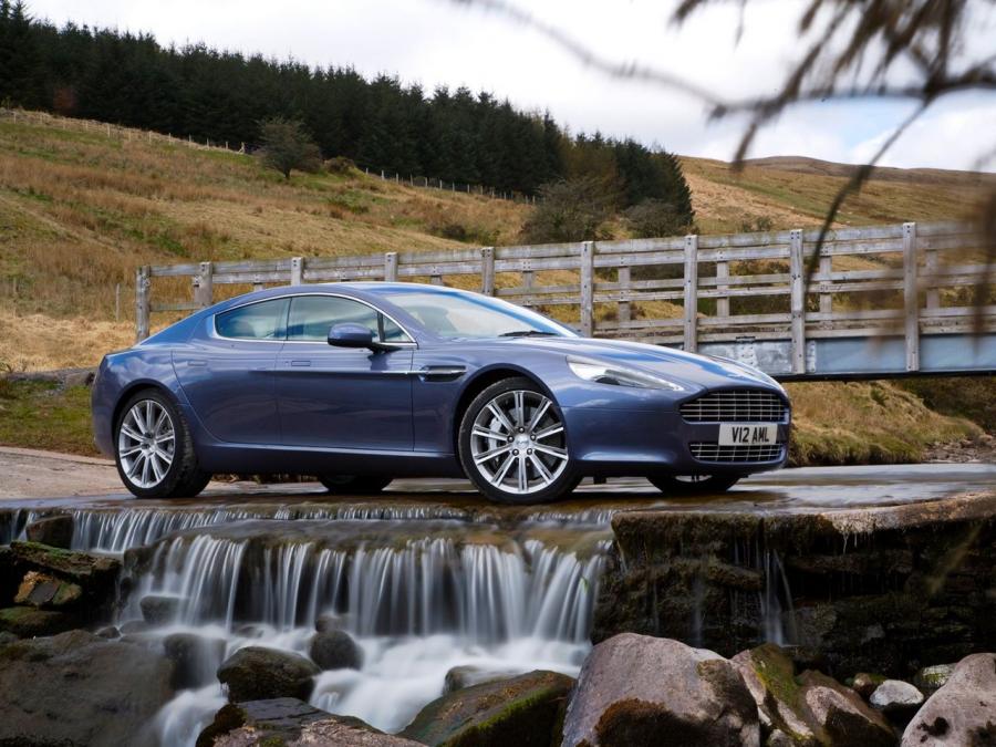 Aston Martin rapide 2011