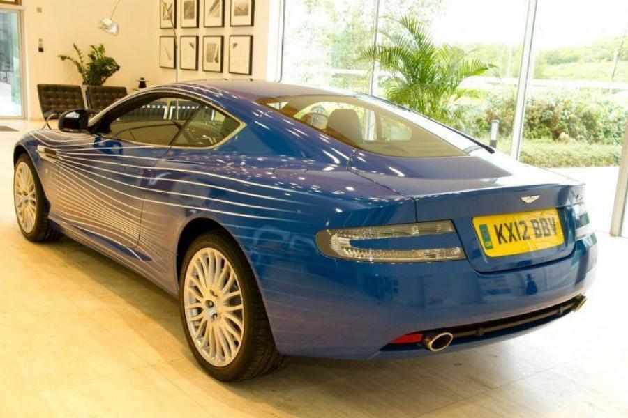 Aston Martin db9 Black