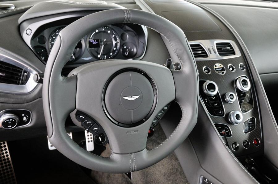 Aston Martin Vanquish Interior