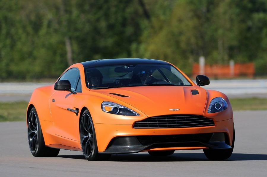 Aston Martin Vanquish 2012