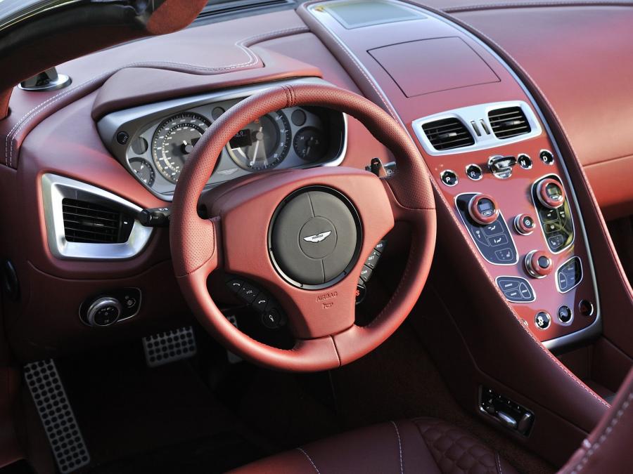 Aston Martin Vanquish Interior