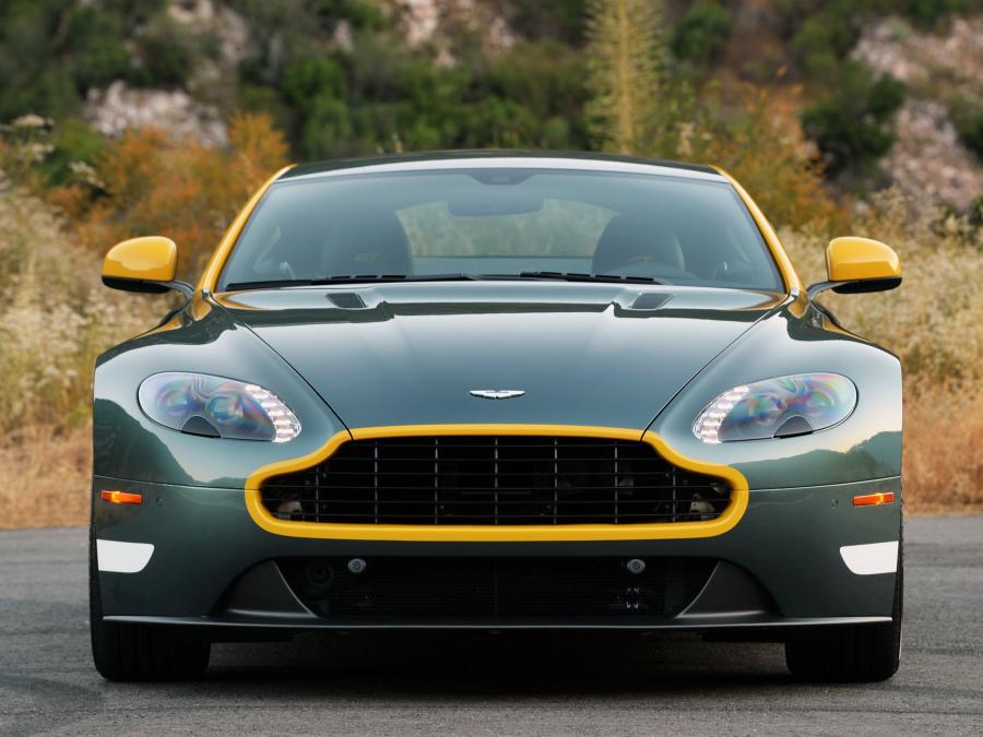 Aston Martin db8 Vantage