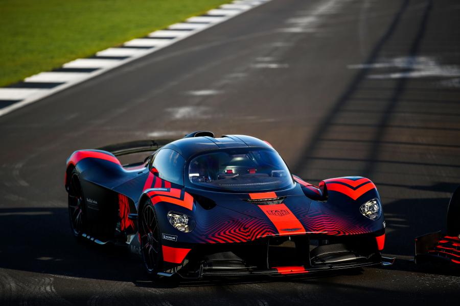 Aston Martin Valkyrie 2020