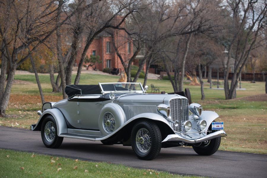 1934 Auburn v12 Phaeton