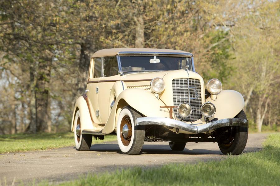 1934 Auburn v12 Phaeton