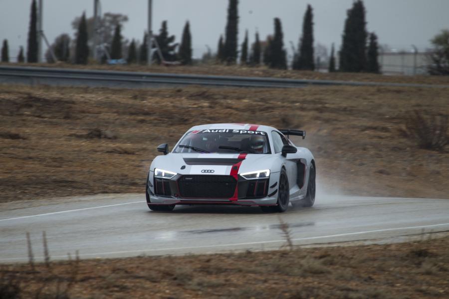 Audi r8 LMS gt4