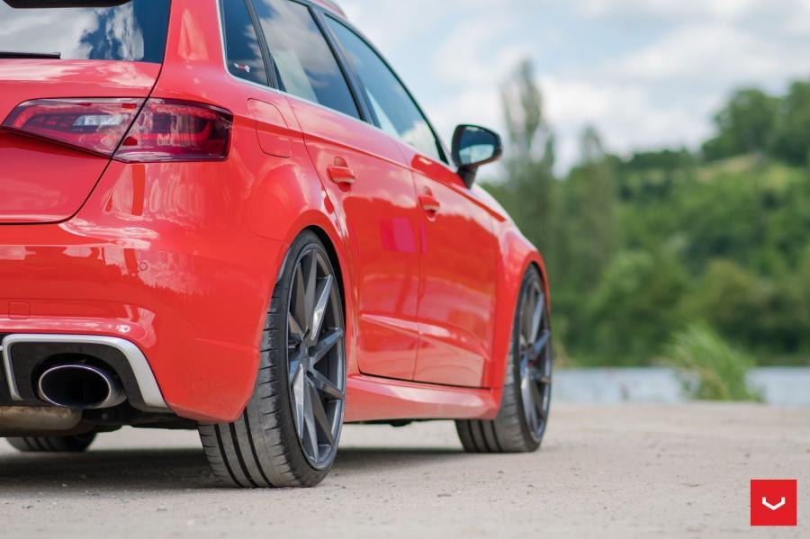 Детали экстерьера Audi RS3 Sportback on Vossen Wheels (CVT) 2017 года (фото...