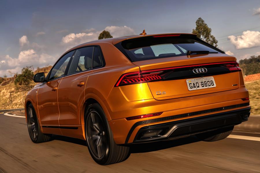 Audi q8 2019 s line