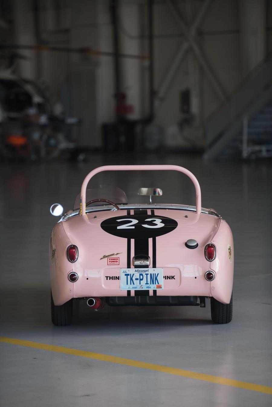 Think think car. Austin Healey Sprite mk1 Racing. Машина fulu mk1 Pink. Хили мили игрушка. Хили вили розовая.