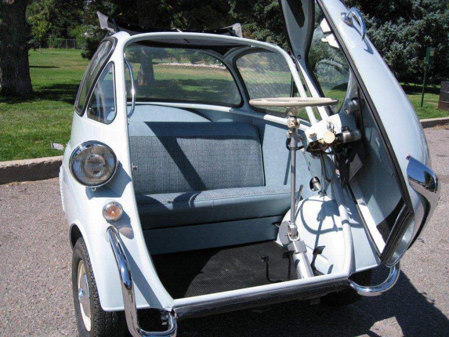 BMW Isetta 300 итальянская