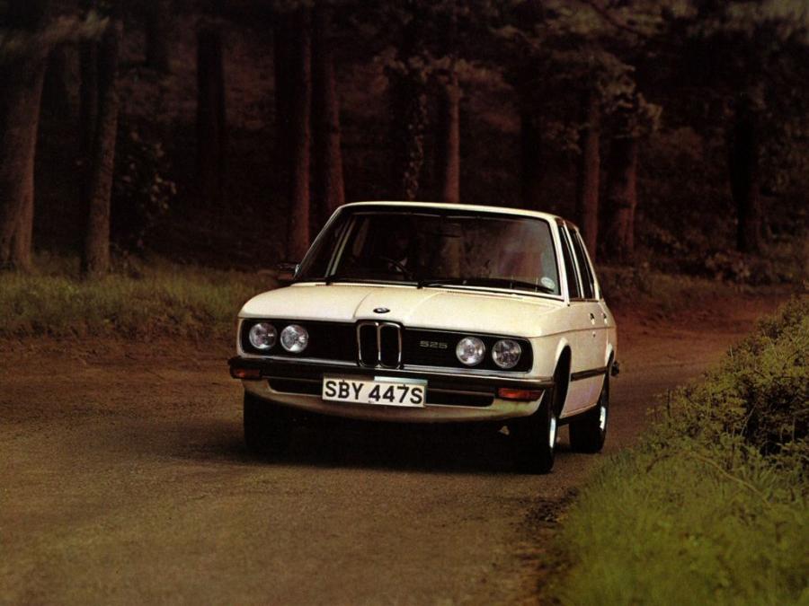 Р‘РњР’ 1976 e12