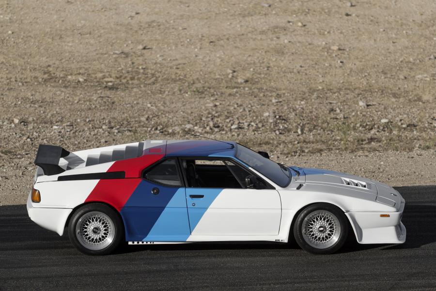 BMW m1 гоночная