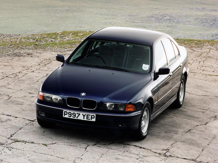 BMW 5 Series e39 Black