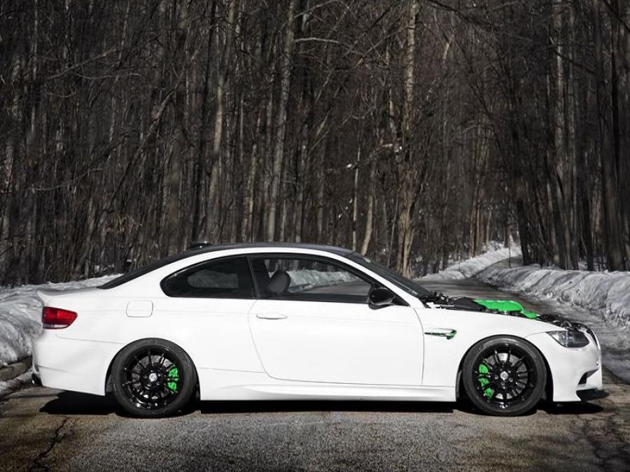 M3 e92 Green. BMW e92 Coupe зеленая. Green Hell трек BMW. Ghell машина. Wide green