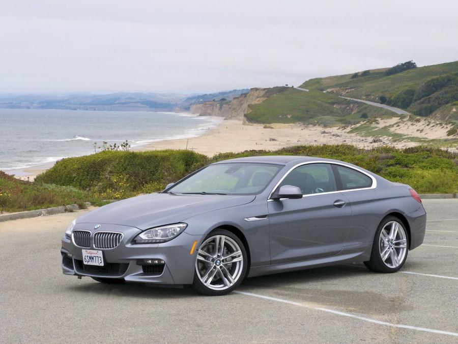 BMW 650i Coupe M Sport Package 2011 года (US) (фото 3 из 16). 