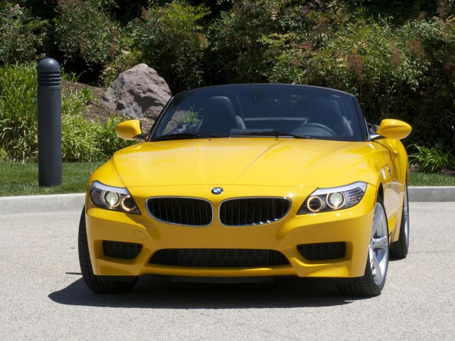 BMW z4 золотистая