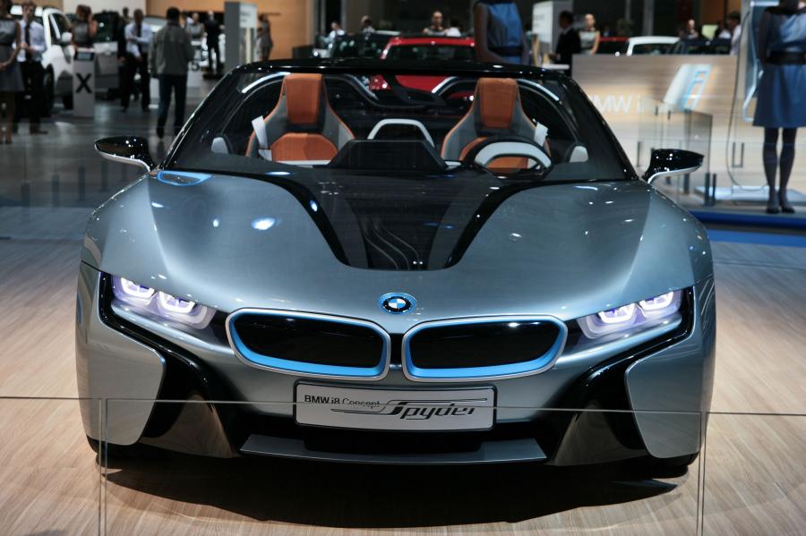 BMW i8 РєРѕРЅС†РµРїС‚