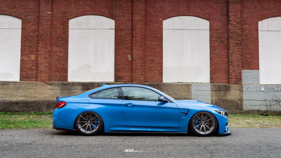 Bmw M4 Coupe Yas Marina Blue On Adv 1 Wheels Adv10 M V2 Cs V Kuzove F 18 Goda Vypuska Foto 4 Vercity