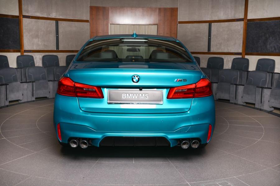 BMW m5 Snapper Rocks Blue