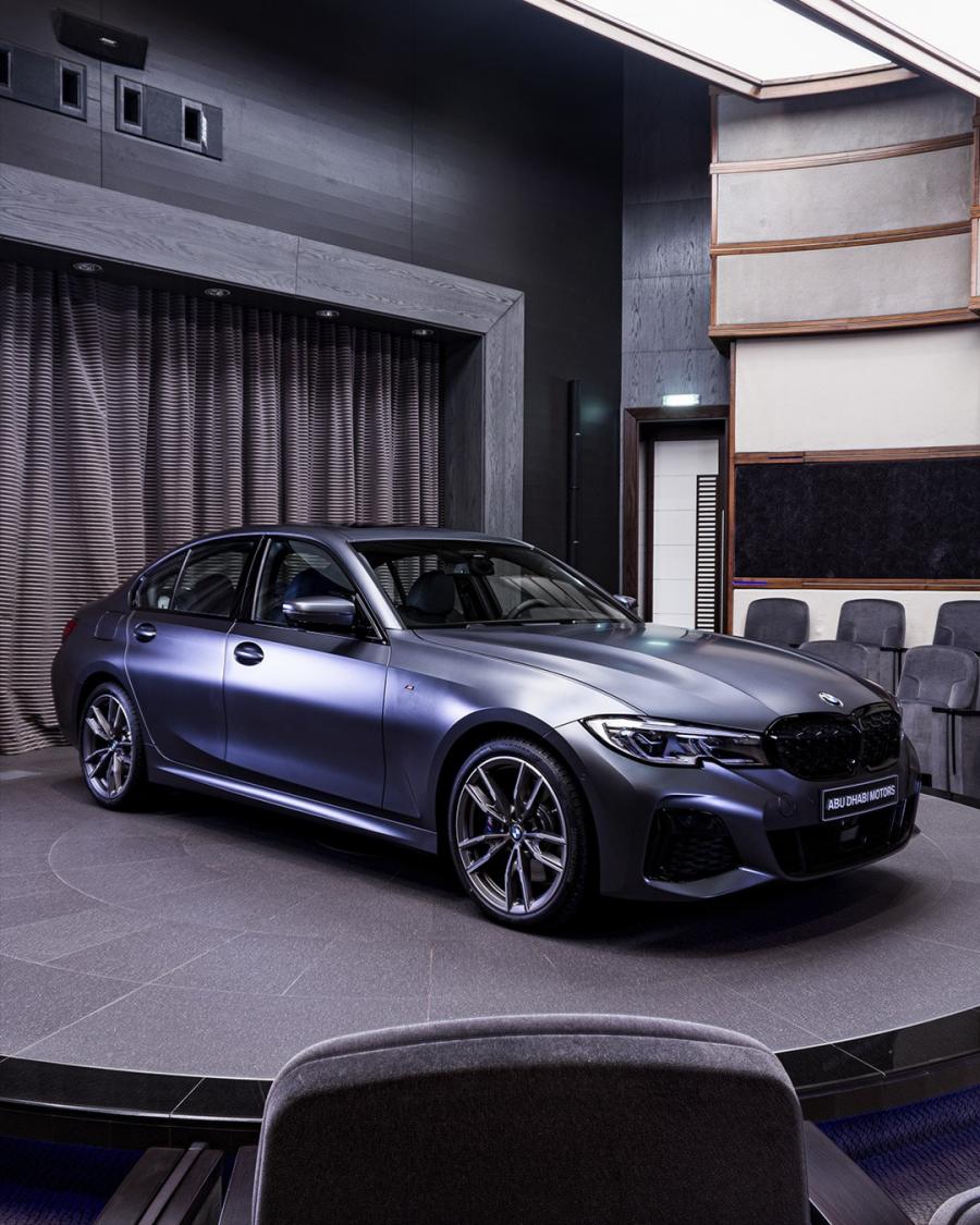 BMW M340i xDrive First Edition в кузове G20, 1 of 340 2020 года выпуска для  рынка Объединенных Арабских Эмиратов. Фото 1. VERcity