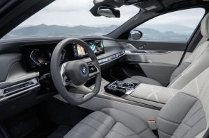 BMW i7 xDrive60 2022 года 