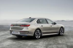 BMW i7 xDrive60 2022 года 