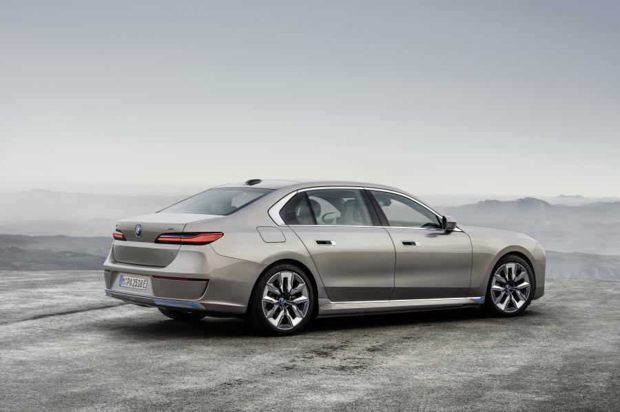  BMW i7 xDrive60 (G70) 2022 года  (фото 23 из 24)