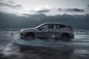 BMW iX M60 2022 года  (WW)