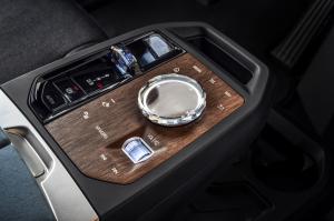 BMW iX xDrive50 2021 года  (WW)