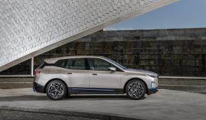 BMW iX xDrive50 2021 года  (WW)