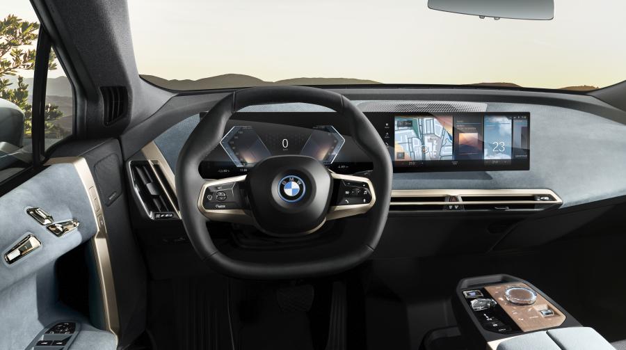 Торпедо BMW iX xDrive50 2021 года  (WW) (фото 7 из 22)