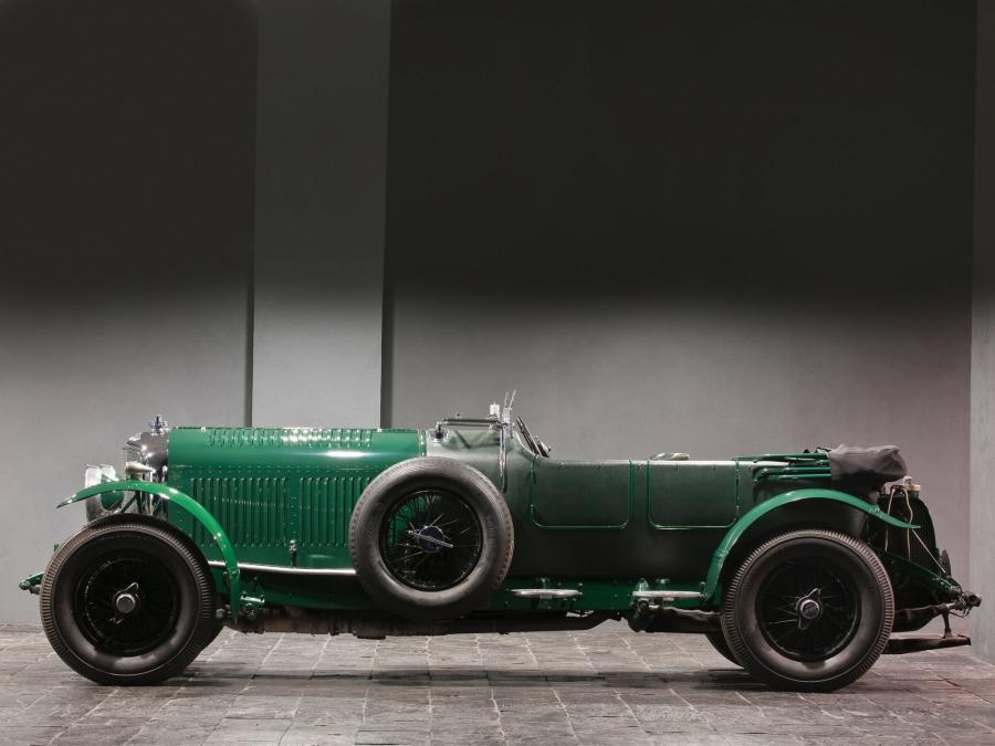 Bentley litre 8 на хелуин