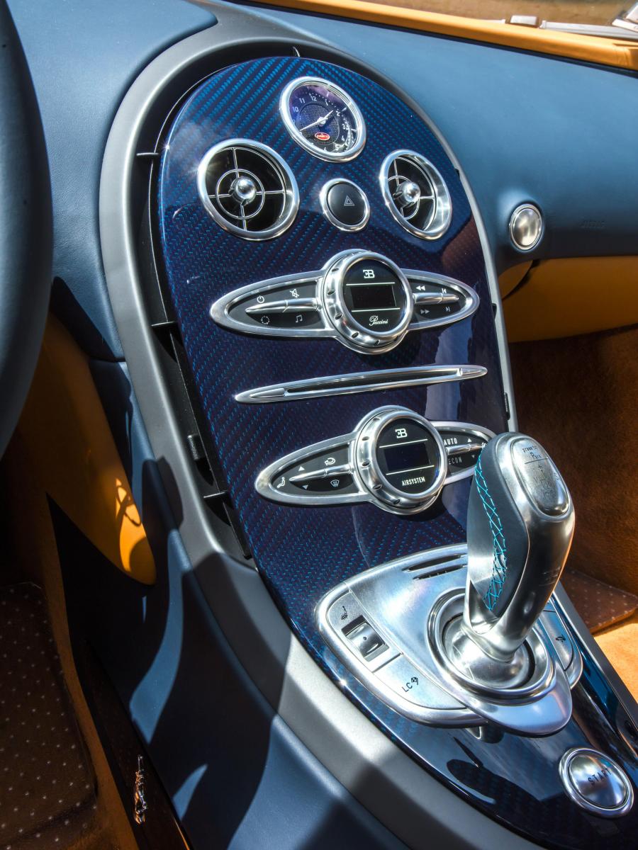 Bugatti Veyron Grand Sport Vitesse 2013