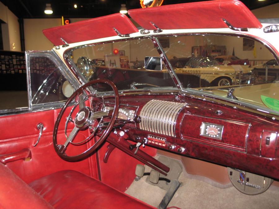 1940 Buick Roadmaster Convertible Phaeton