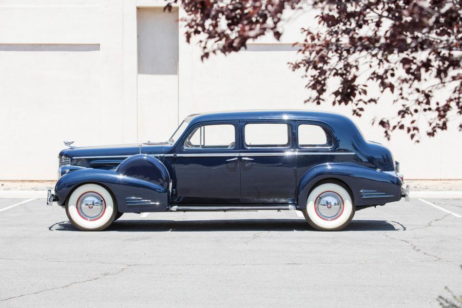 Cadillac v16 Imperial sedan