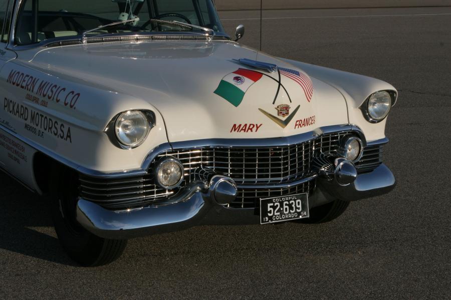 1954 года купить. Cadillac Eldorado 1954. Cadillac Eldorado 1954 года. Кадиллак Эльдорадо 1954 года. Автомобили Кадиллак 1954 года выпуска.
