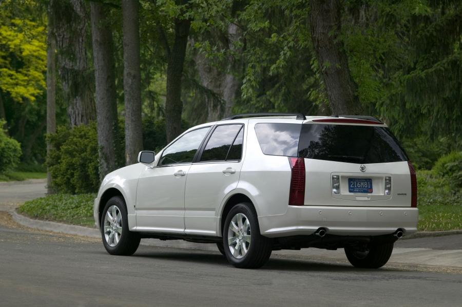 Cadillac srx 1 фото